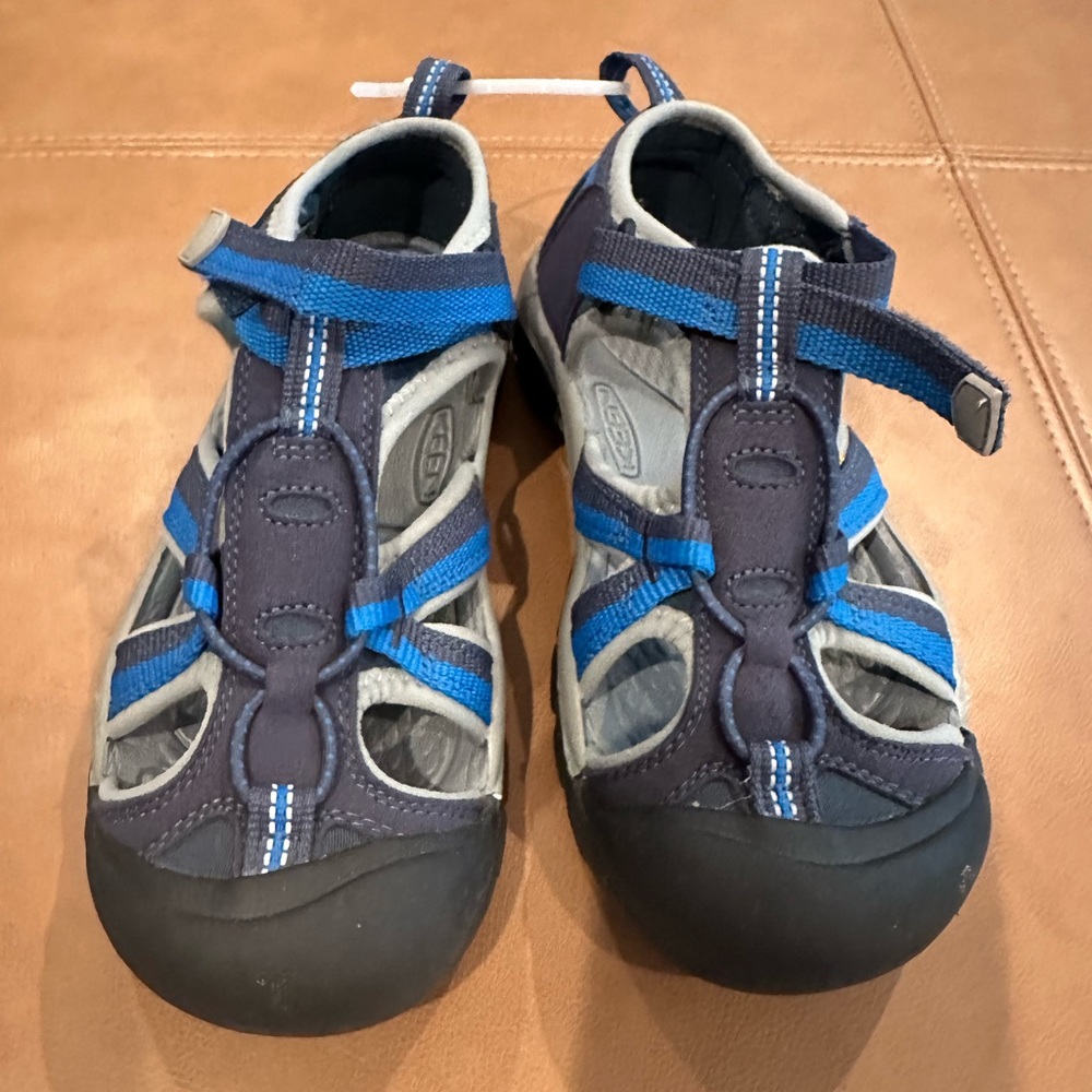 Keen shoes